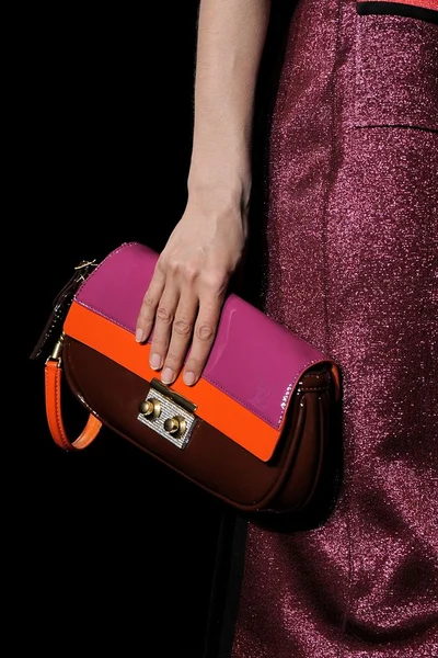 Look 27